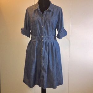 Old Navy Chambray button down shirt dress